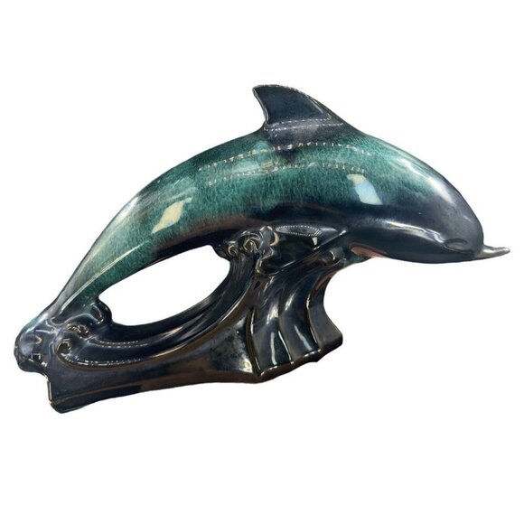 Vintage Blue Mountain Pottery Leaping Dolphin Figurine Black Green Glaze Ceramic - Picture 1 of 13